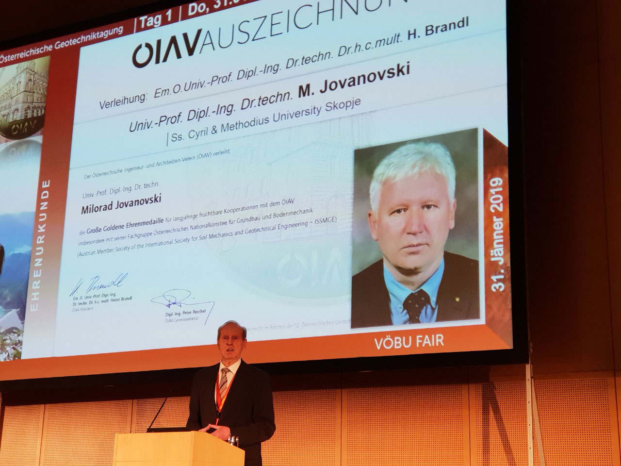 Проф. д-р Милорад Јовановски добитник на почесен златен медал за заслуги од Австриската асоцијација на инженери и архитекти